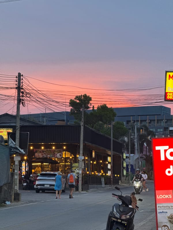 Dusk street scenes documented in Pattaya City, Thailand