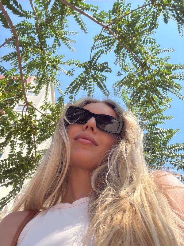 Afternoon around Budva, selfies from streets to indoor stops