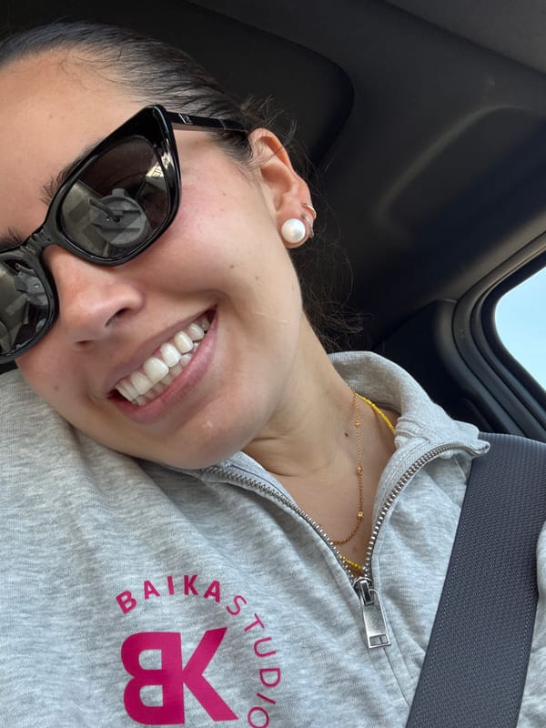 Woman enjoys green drink, drives through Puebla area Mexico