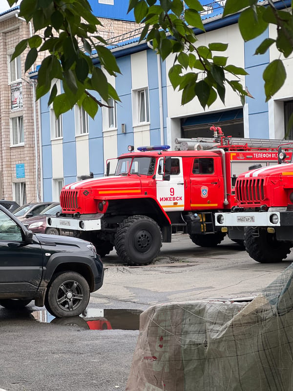 Fire station, a Chery dealership, and street driving in Izhevsk