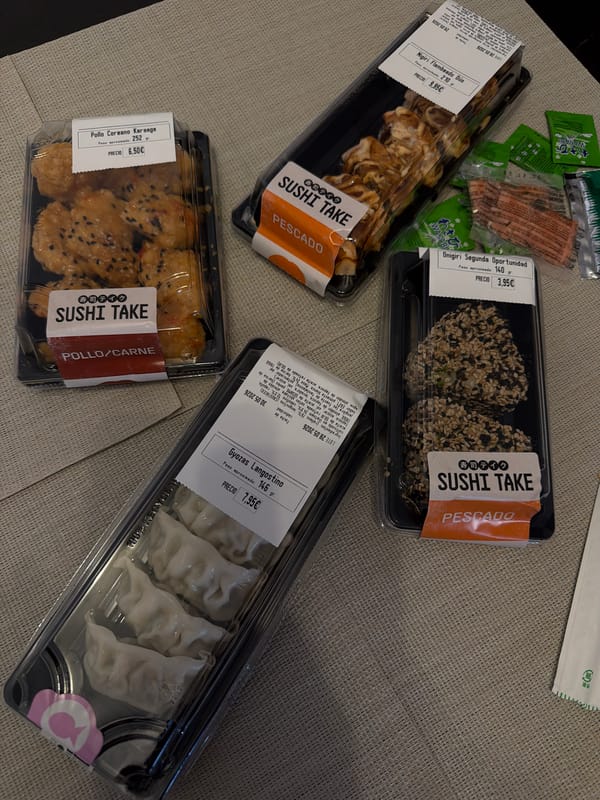 Takeout sushi meal documented in Valencia, Spain