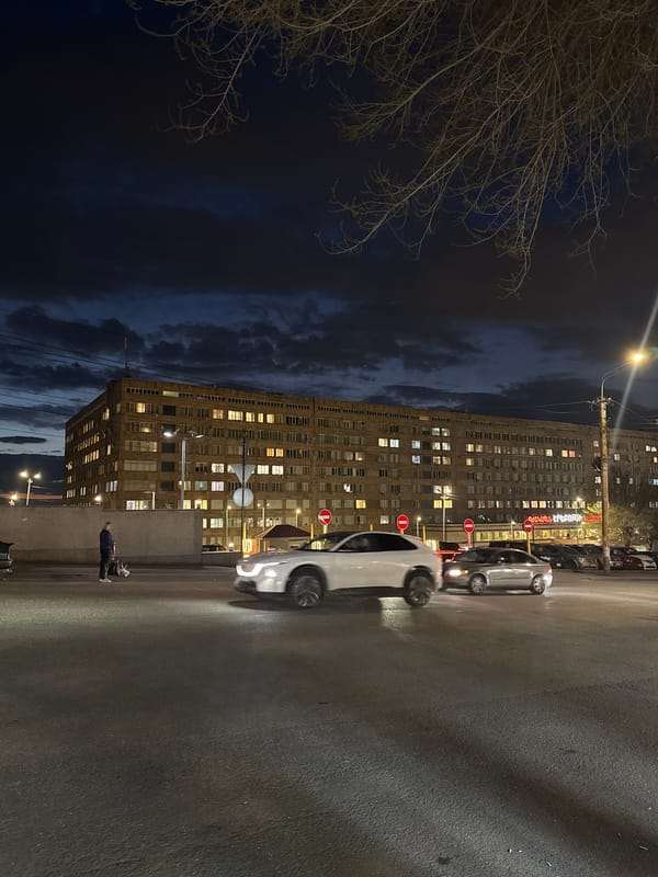 Evening street scenes captured across Yerevan, Armenia