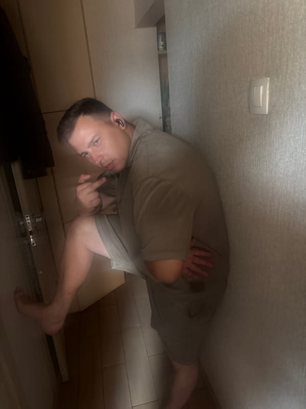 Afternoon hangout inside a Minsk apartment, July 2026