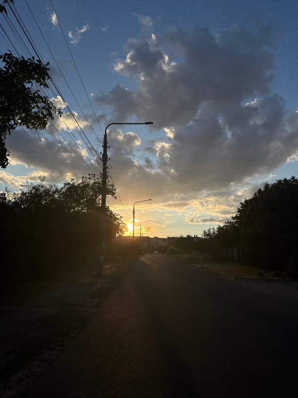 Sunset light across Zaporizhzhia streets and suburbs
