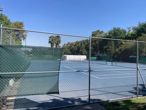 Multi-sport athletic complex documented in Mexico City evening