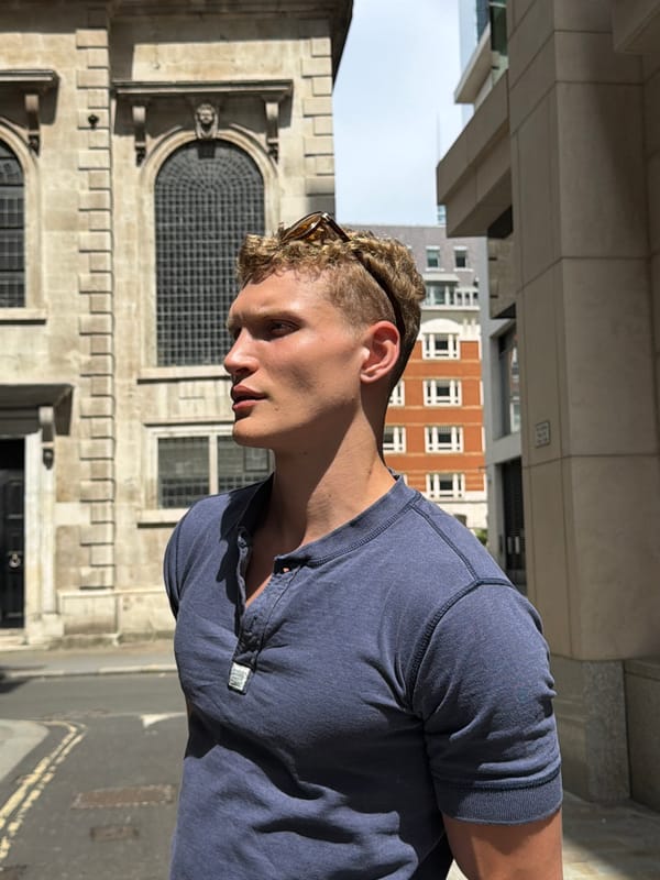 Selfies and street scenes in the City of London
