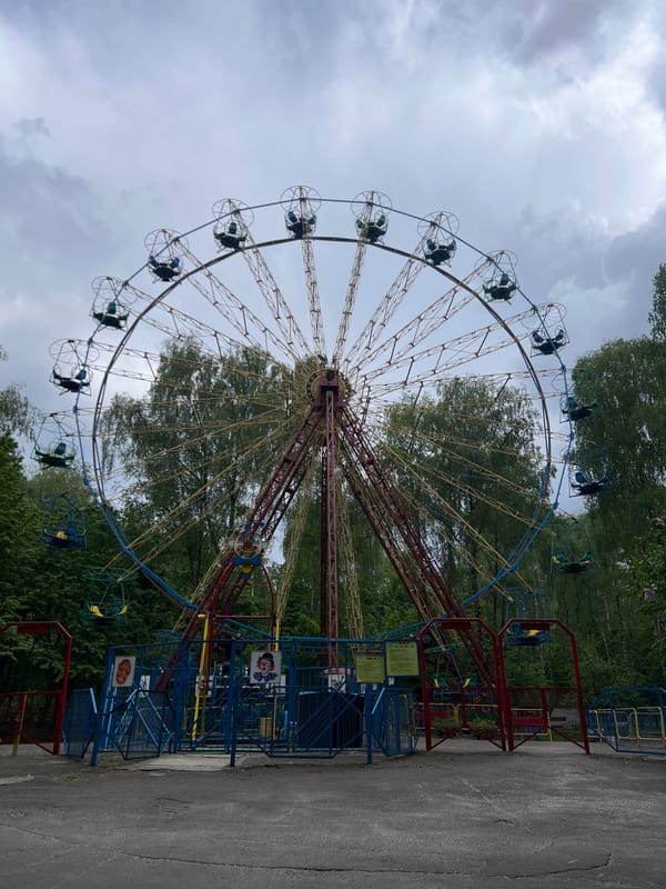 Casual documentation of everyday Ternopil scenes captured over 30 minutes