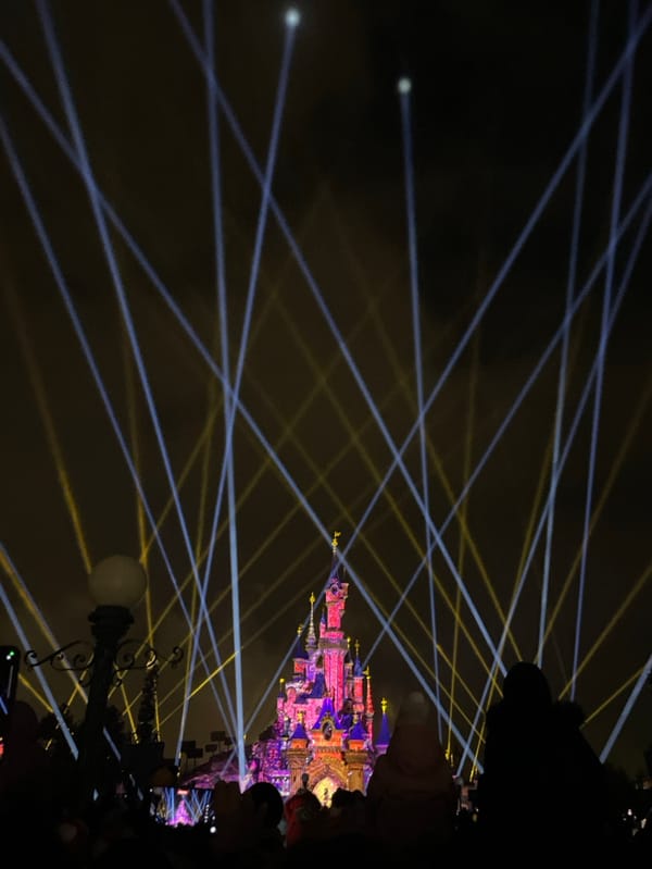 Disneyland Paris hosts nighttime spectacular with fireworks and lights