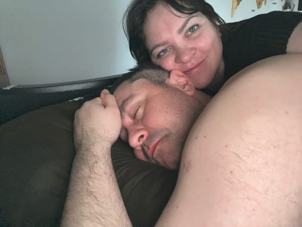 Family captures morning moments in Perm bedroom