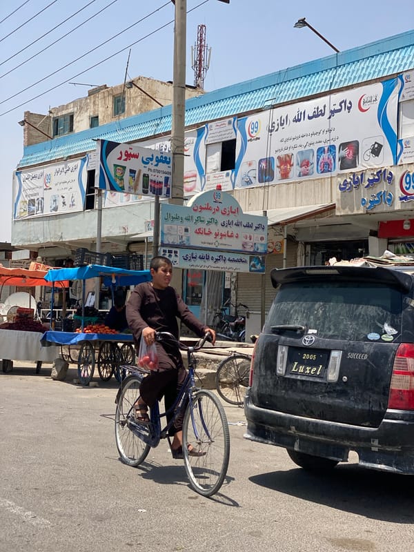 Street life and commerce on a Kandahar morning