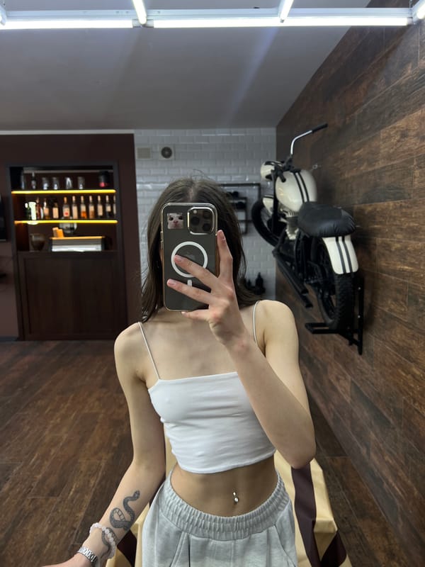 Woman takes morning selfies at multiple locations in Ternopil