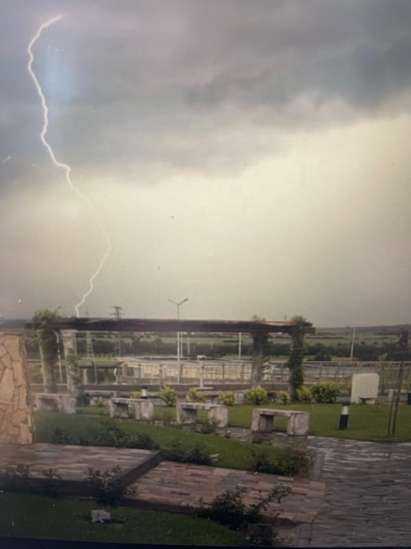 Thunderstorm with lightning strikes documented in Karlovo, Bulgaria