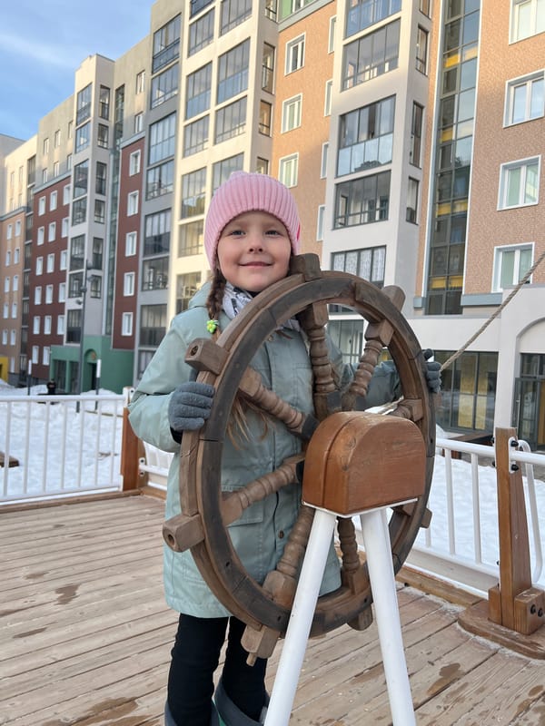 Families enjoy pirate ship playground in snowy Russian courtyard