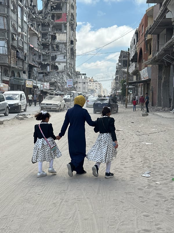 Gaza residents navigate daily life among damaged buildings