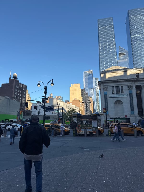 NYC residents document ordinary Friday morning moments across Manhattan