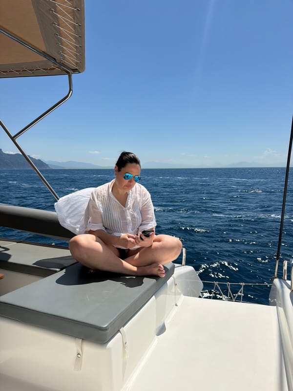 Woman spotted boating off Italian coast near Lone