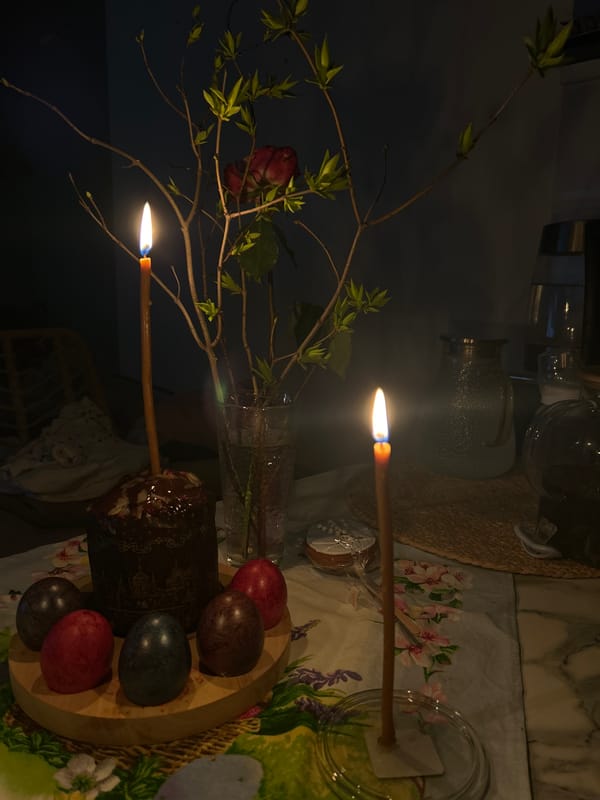 Easter celebration observed in Moscow with traditional foods, candles