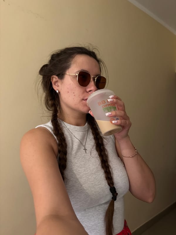 Everyday indoor moments in an Odintsovo hallway
