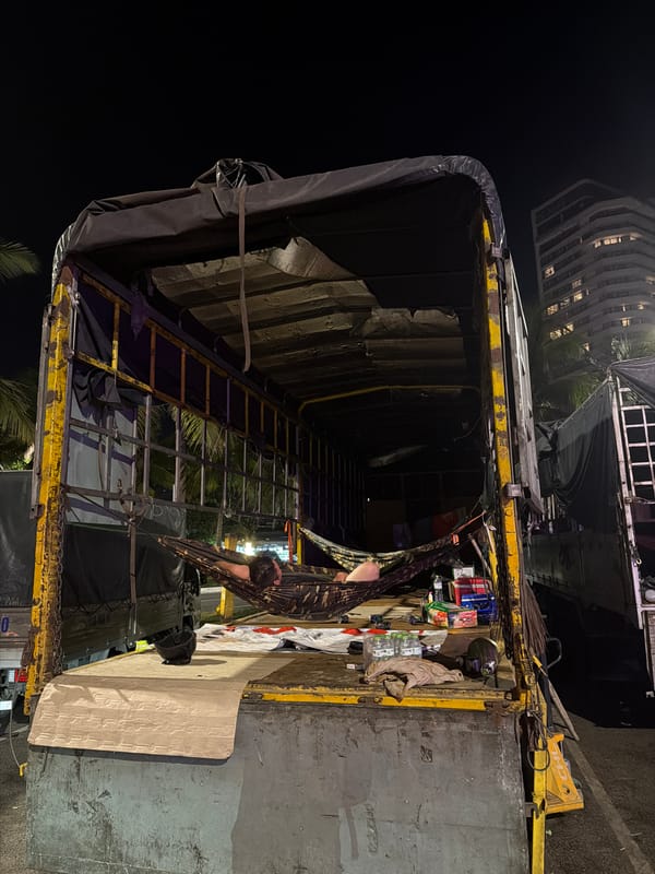 Nighttime rescue and athletic activities documented across Đà Nẵng