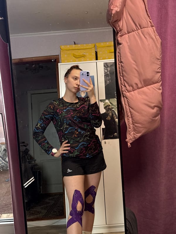 Ordinary afternoon moments captured in Прикамский: selfies and playground time