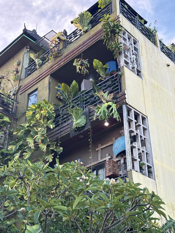 Pool area details documented in Kuta Selatan resort setting