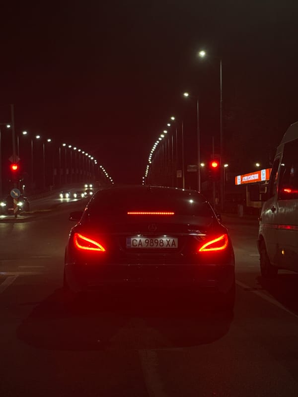 Vehicle stops at red light in Plovdiv tunnel