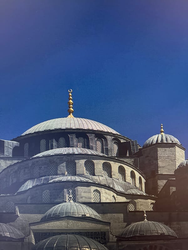 Mosque and waterfront scenes documented in Slobozia, Moldova