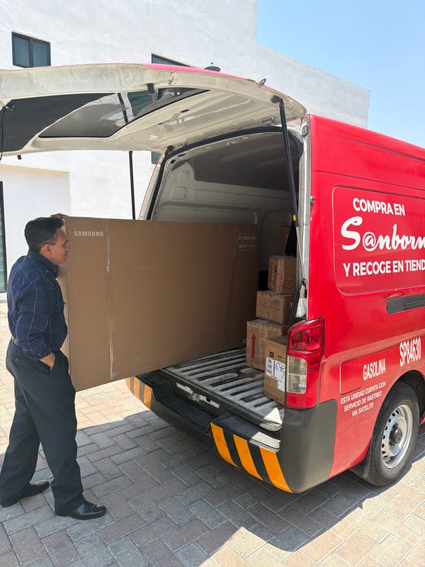 Samsung TV delivery spotted in Cholula, Mexico