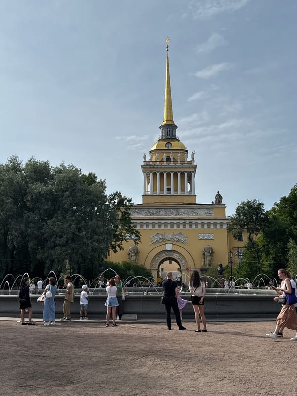 Summer afternoon around Saint Petersburg's imperial landmarks