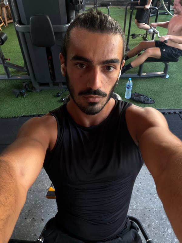 Gym session and tropical downtime in North Kuta, Bali