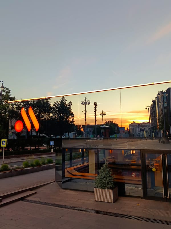 Dawn city tour featuring monuments, theaters, and urban landscapes