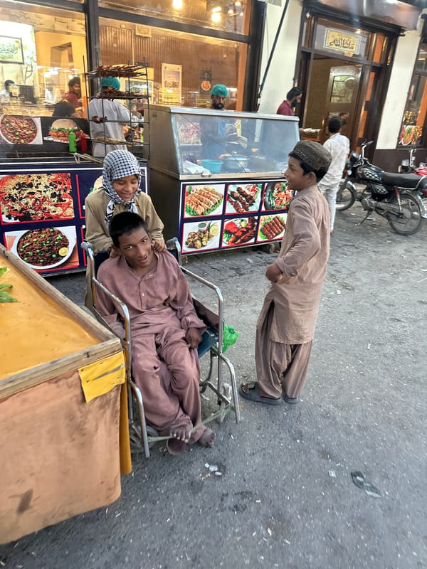 Daily life scenes captured in Quetta streets