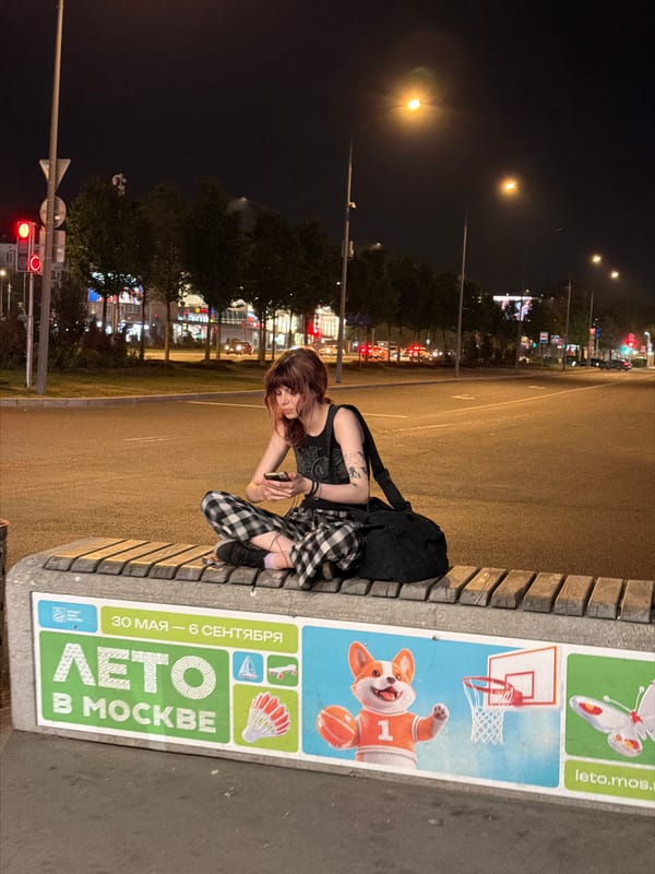 Evening life documented across Moscow locations within minutes