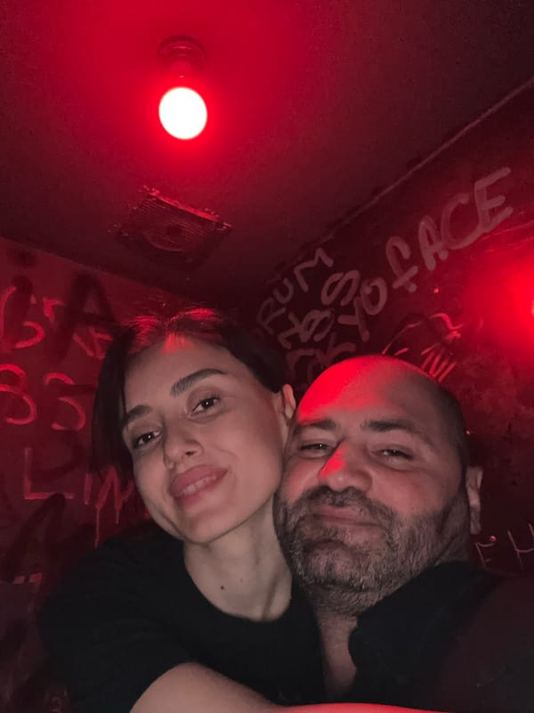 Evening photography session captures nighttime scenes in Tbilisi