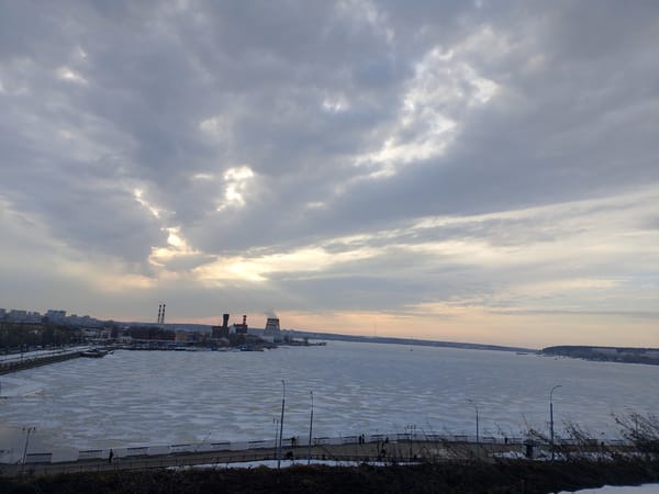 Winter cityscape scenes documented across Izhevsk, Russia
