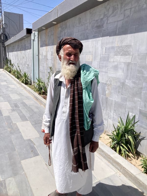 Man in traditional dress observed in Quetta during morning hours