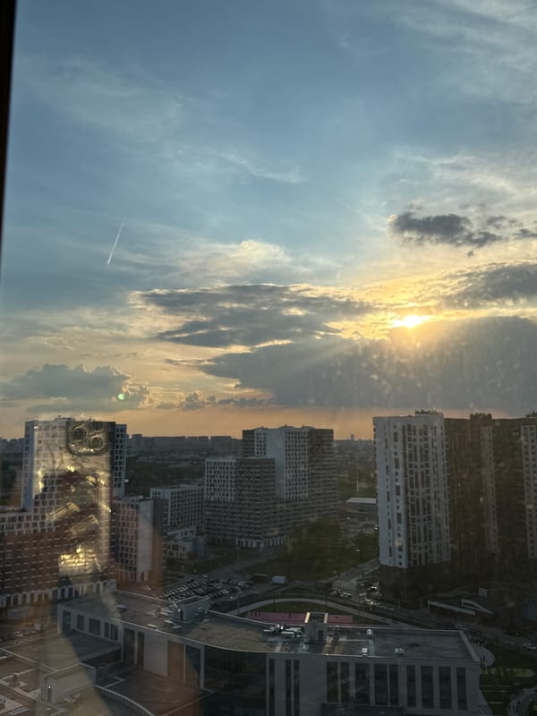 Sky conditions documented over Lyubertsy, Russia