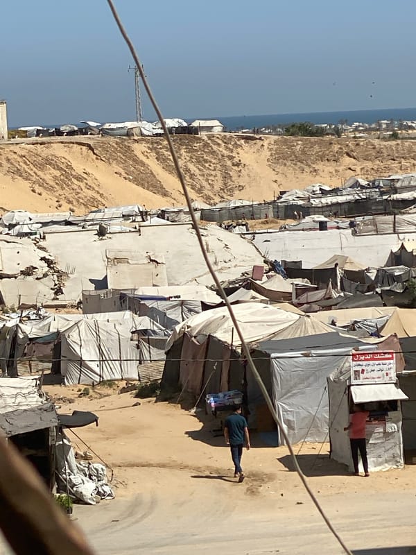 Witness documents destruction and displacement in Khan Yunis