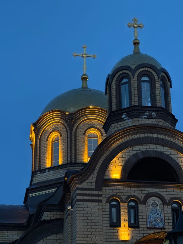 Evening scenes captured around Church of Holy Trinity, Chernushka