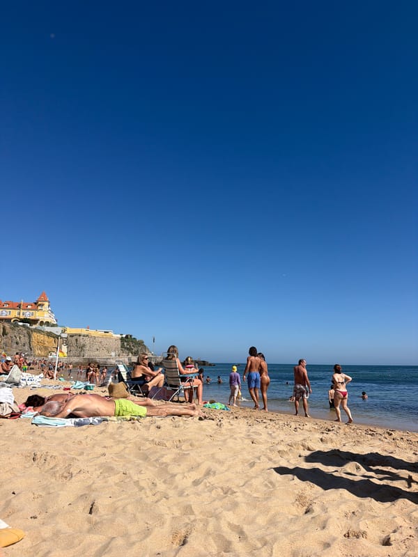 Crowded summer afternoon on the Cascais coastline