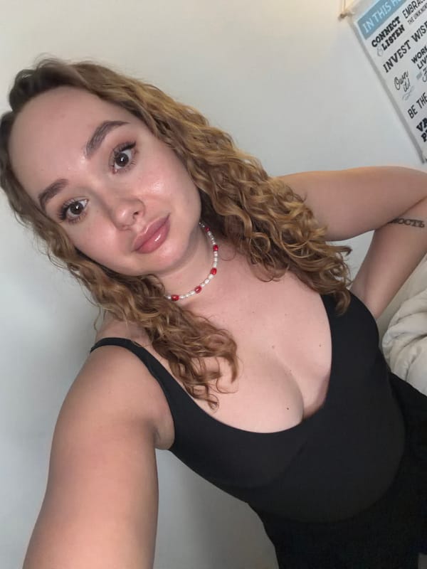 Foggy conditions blanket Ramat Gan as resident enjoys morning coffee