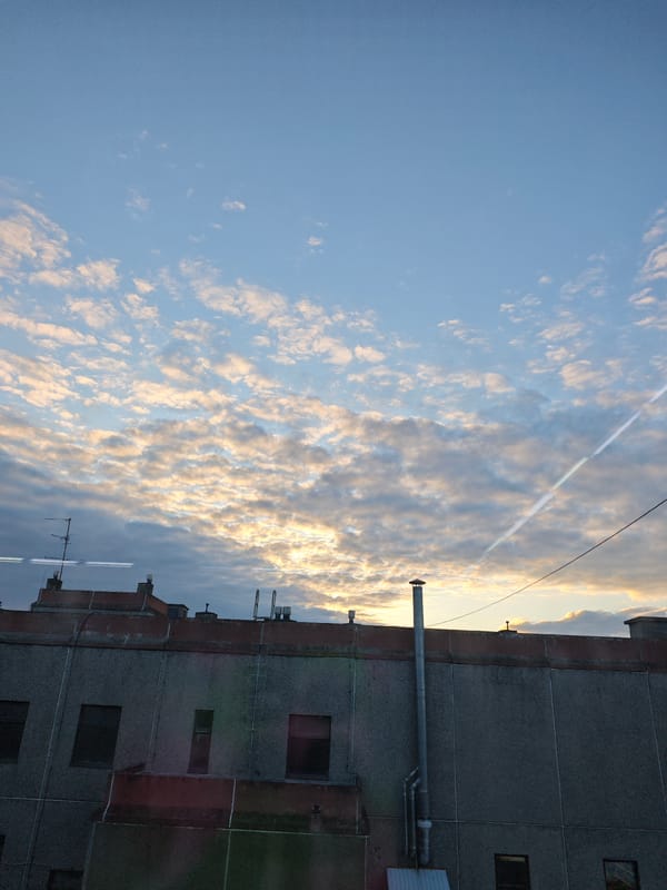 Spring afternoon moments documented in Markovskii, Russia