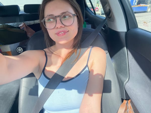 Woman photographed in car driver's seat in Jihlava