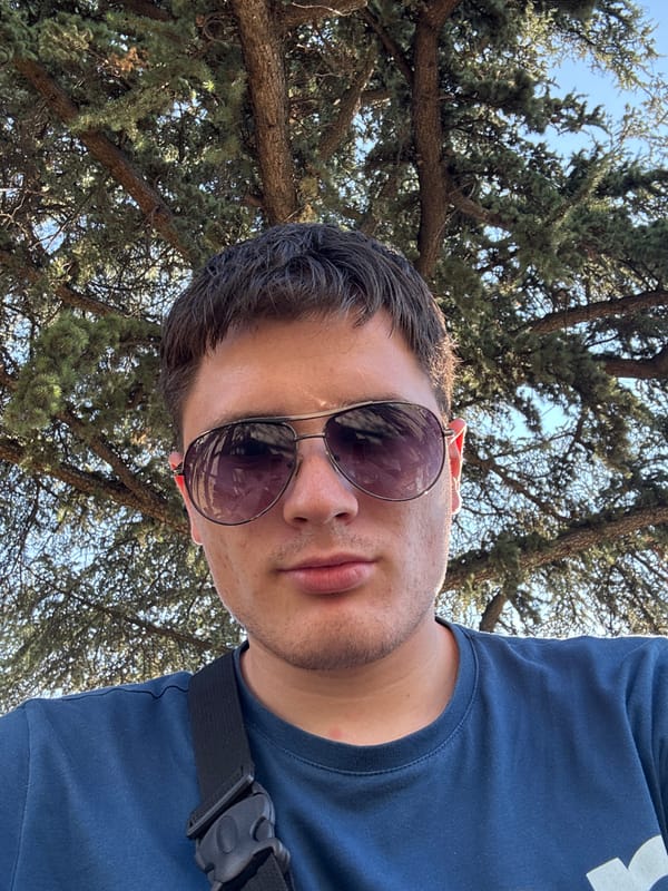Afternoon park hangout in Stara Zagora, selfies and surroundings