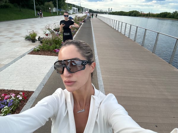 Afternoon stop at a modern Moscow riverside promenade