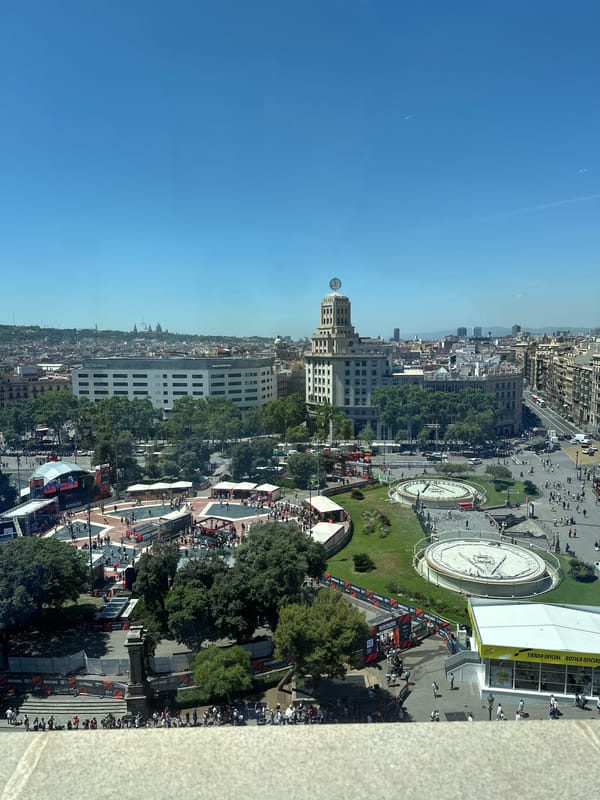 Busy morning scene at Barcelona's Plaça de Catalunya