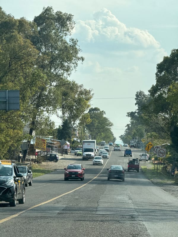 Heavy traffic reported on road in San Pablo Ahuatempa