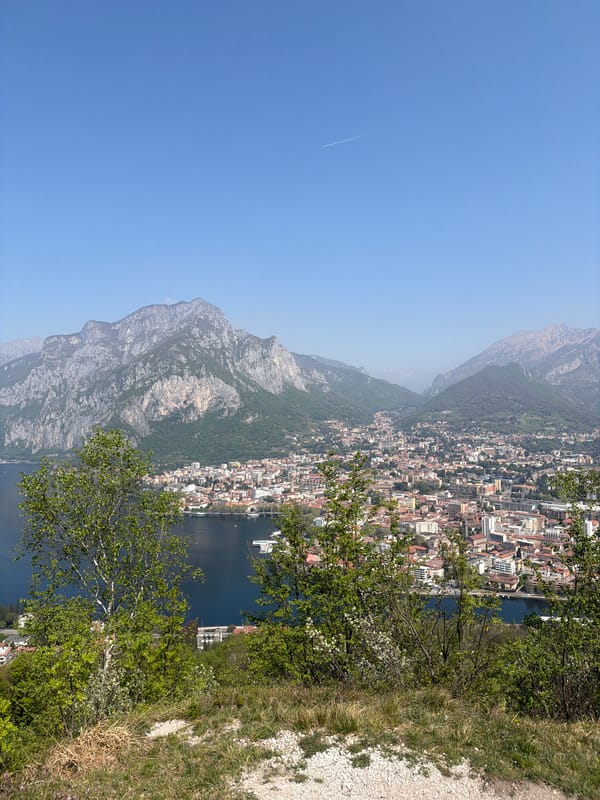 Spring morning scenes documented across Lake Como towns