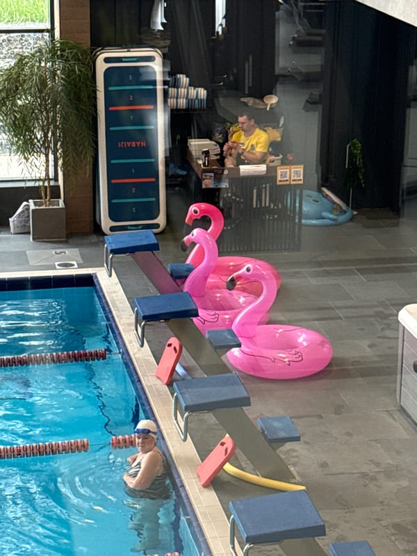Morning swimming activity documented at Votkinsk pool facility
