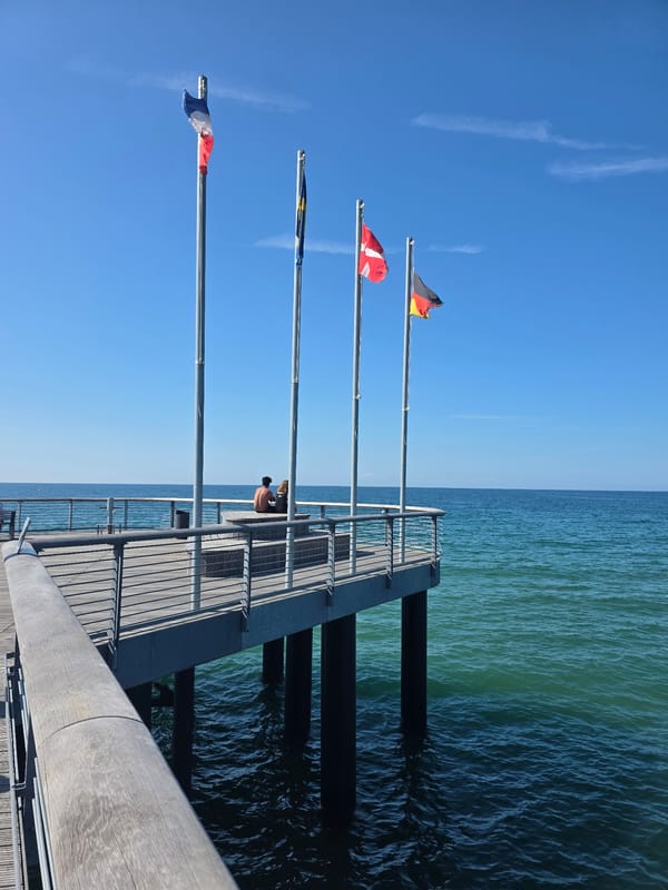 Sunny afternoon at Brodhaus Bay, Wangels